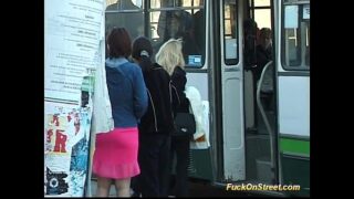 first-timer fuck on backseat