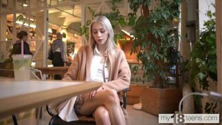 MY18TEENS – Carolina Sun Ambling Sans Underpants