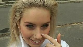 Extreme fucky-fucky outdoors with super-cute blonde