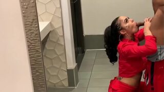 Genevieve Sinn Deep-throats Sevyan Harden’s BBC in Public Bathroom