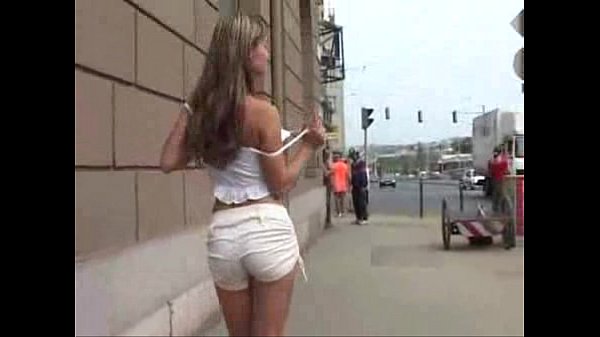 Public nude and piss blonde teenie 02