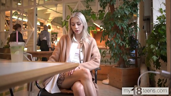 MY18TEENS –  Carolina Sun Ambling Sans Underpants