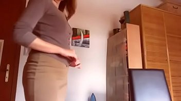 I leave the house to pick up my boys from school and it’s an opportunity to masturbate and get wet in the car