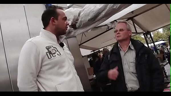 Old man takes a walk in the amsterdam redlight district