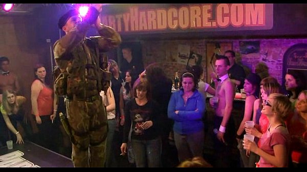 cheeks sucking dick in club