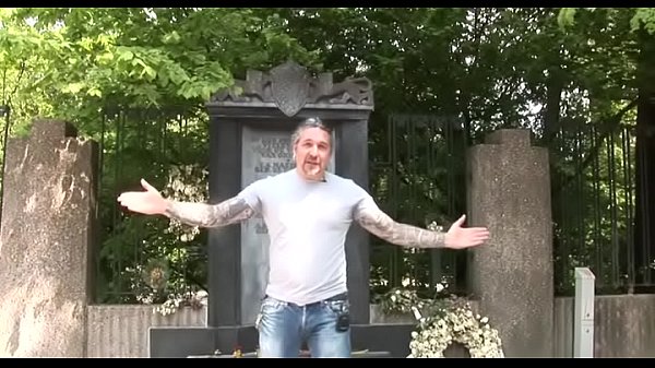 Horny grand-dad gets it on in the amsterdam redlight district