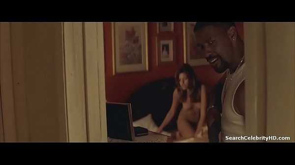 Eva Mendes in Training Day 2001