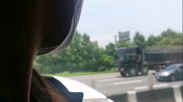 Asian Pinay Masturbation at the public bus